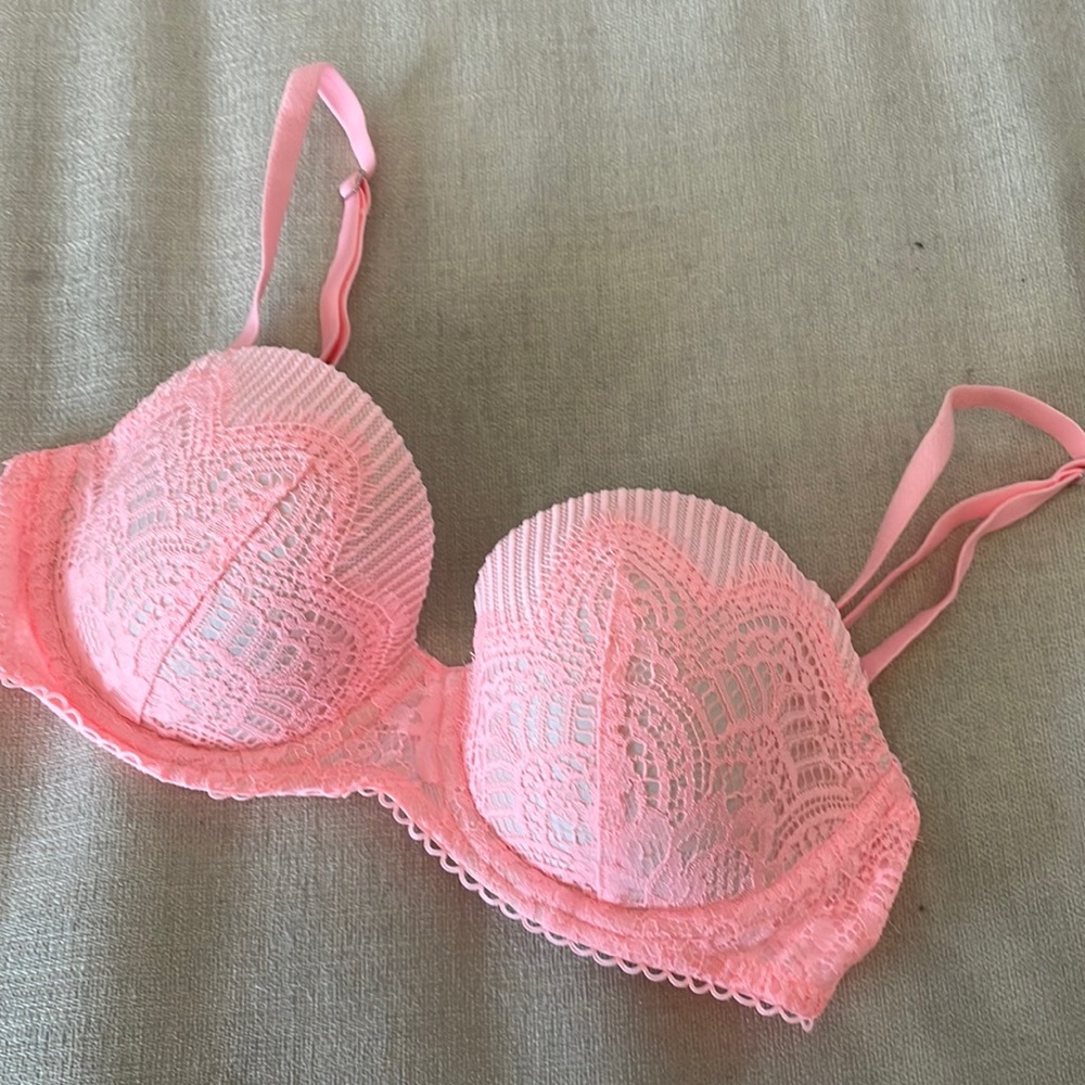 Vs Bra - image 1